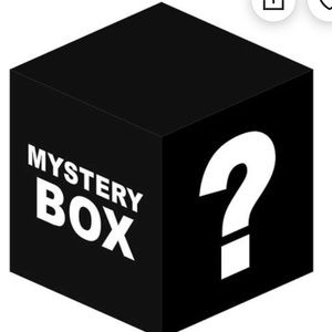 Mystery box with well over the value you get 200 cards  !!!